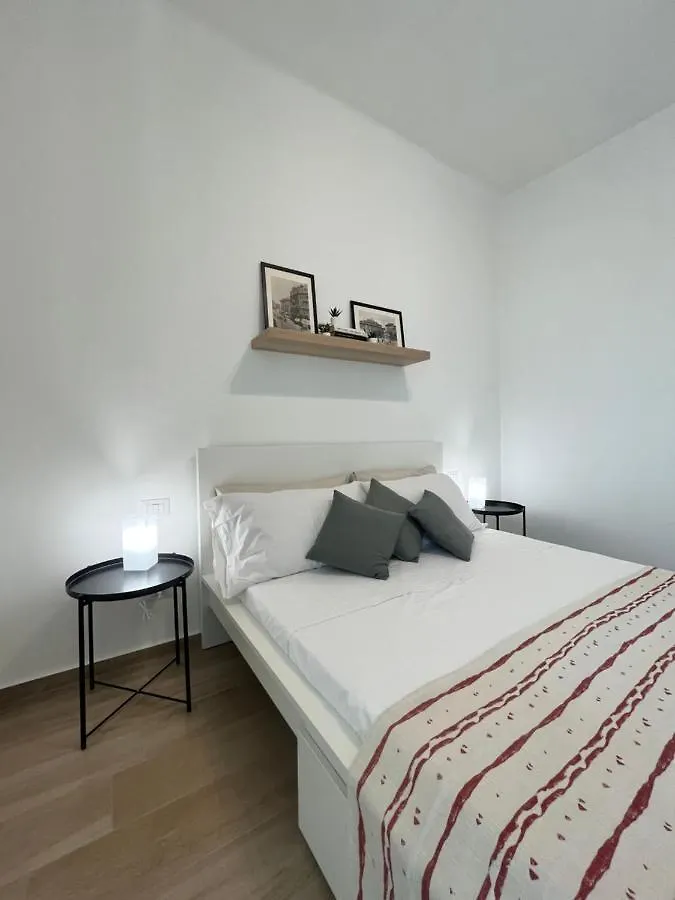 Sunny Apartment Milán