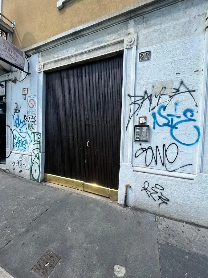 Sunny Apartment Milan